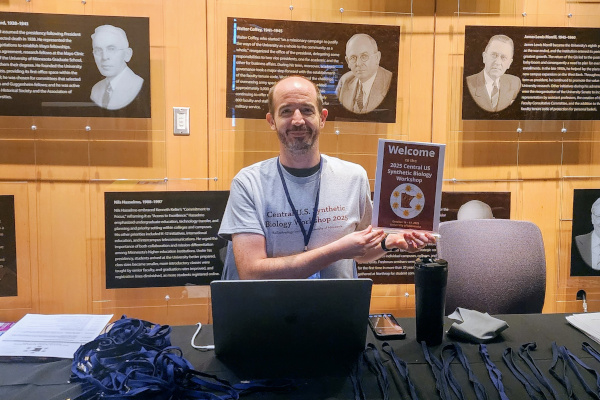 Francois Gaascht - Organizing Committee member of the 2025 Central US Synthetic Biology Workshop